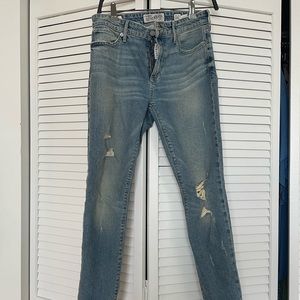 Size 2/26 Lucky Beand Ava skinny Jean
